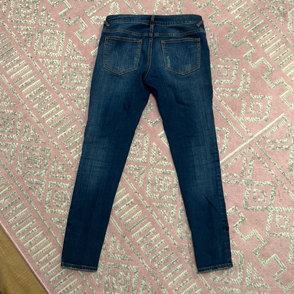 Jeans - Picture 3 of 4